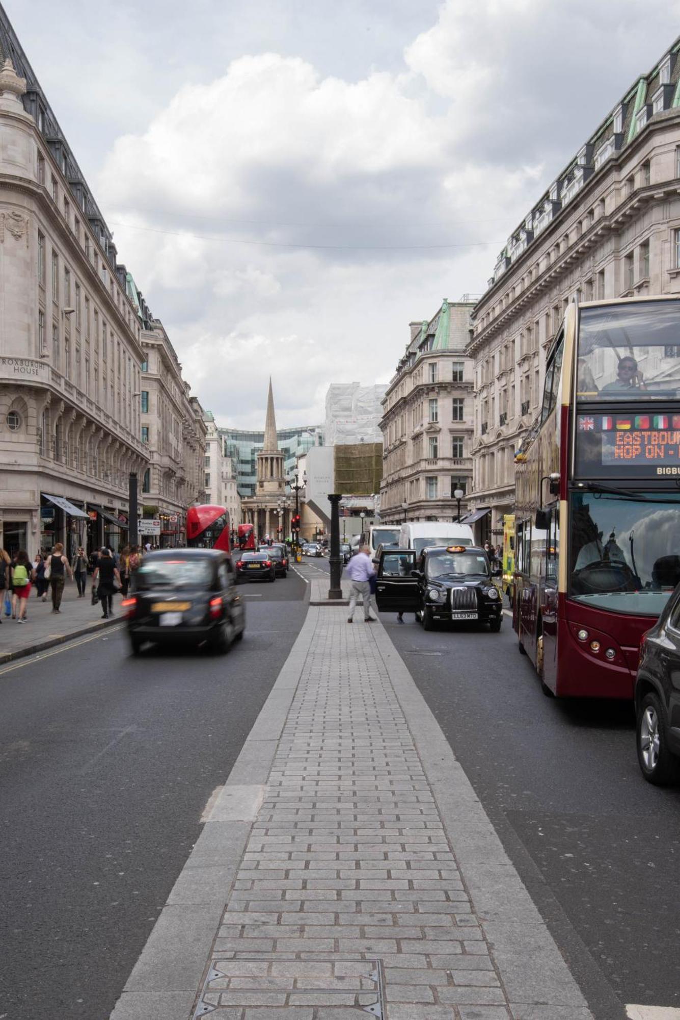 Апарт отель Sonder Oxford Circus Лондон Экстерьер фото