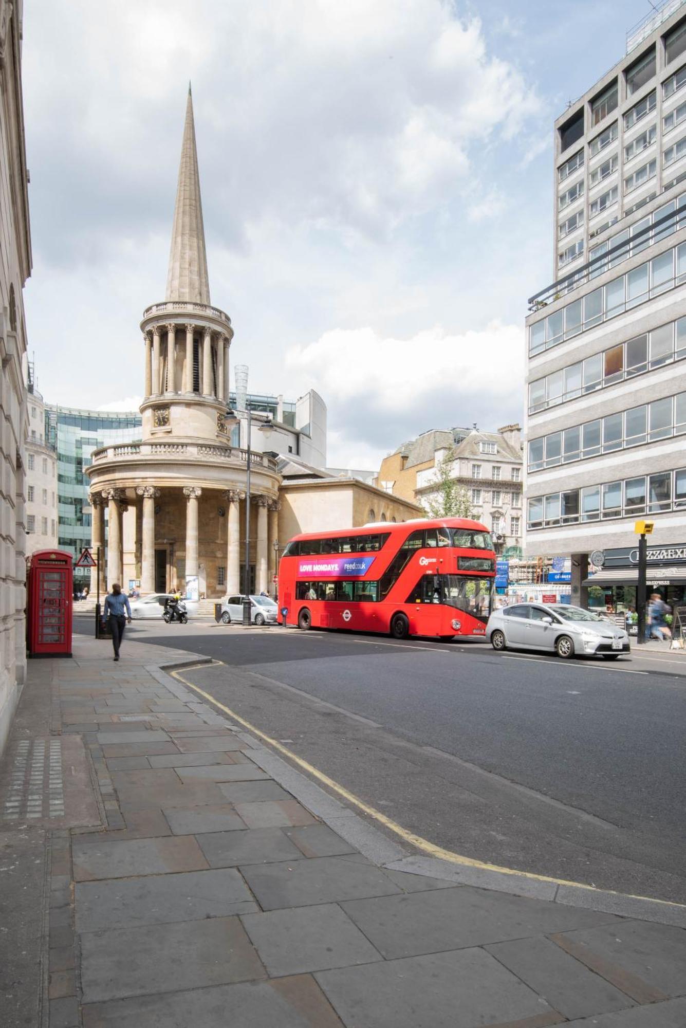 Апарт отель Sonder Oxford Circus Лондон Экстерьер фото